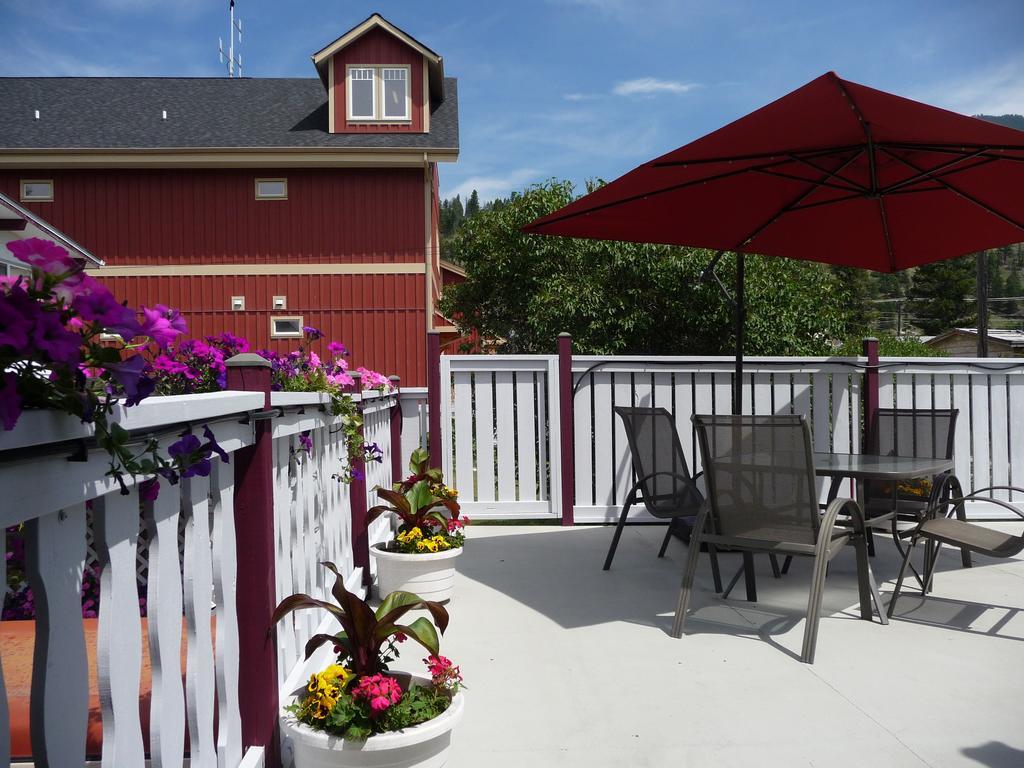 Mountain Springs Motel Radium Hot Springs Esterno foto